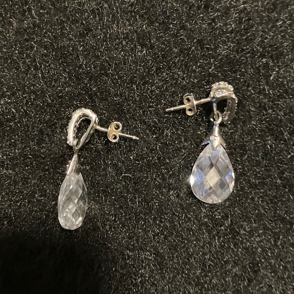 Vintage Sparkling Silver Crystal Drop Earrings - Picture 2 of 2